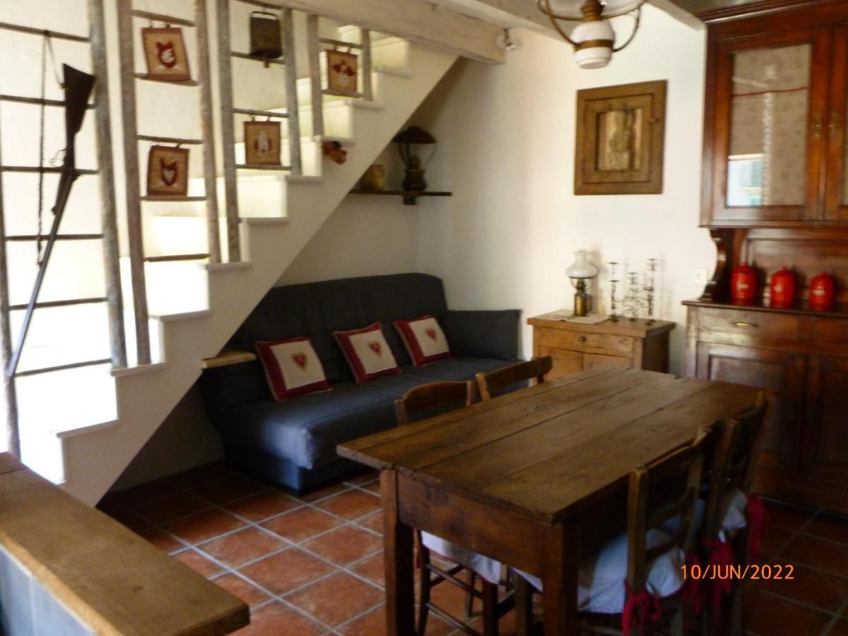 Maison De Village Saint-Paul-des-Fonts Ngoại thất bức ảnh