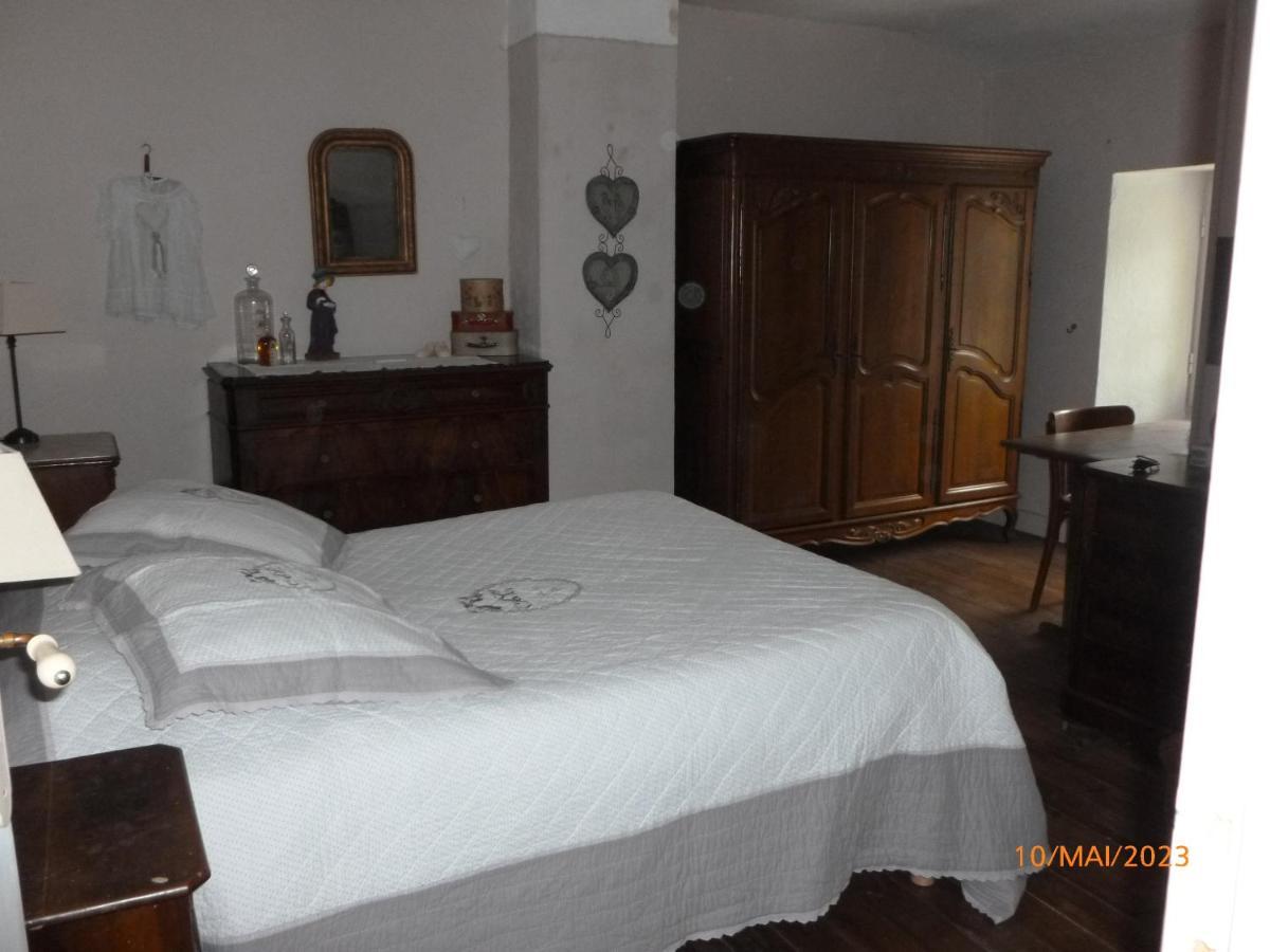 Maison De Village Saint-Paul-des-Fonts Ngoại thất bức ảnh