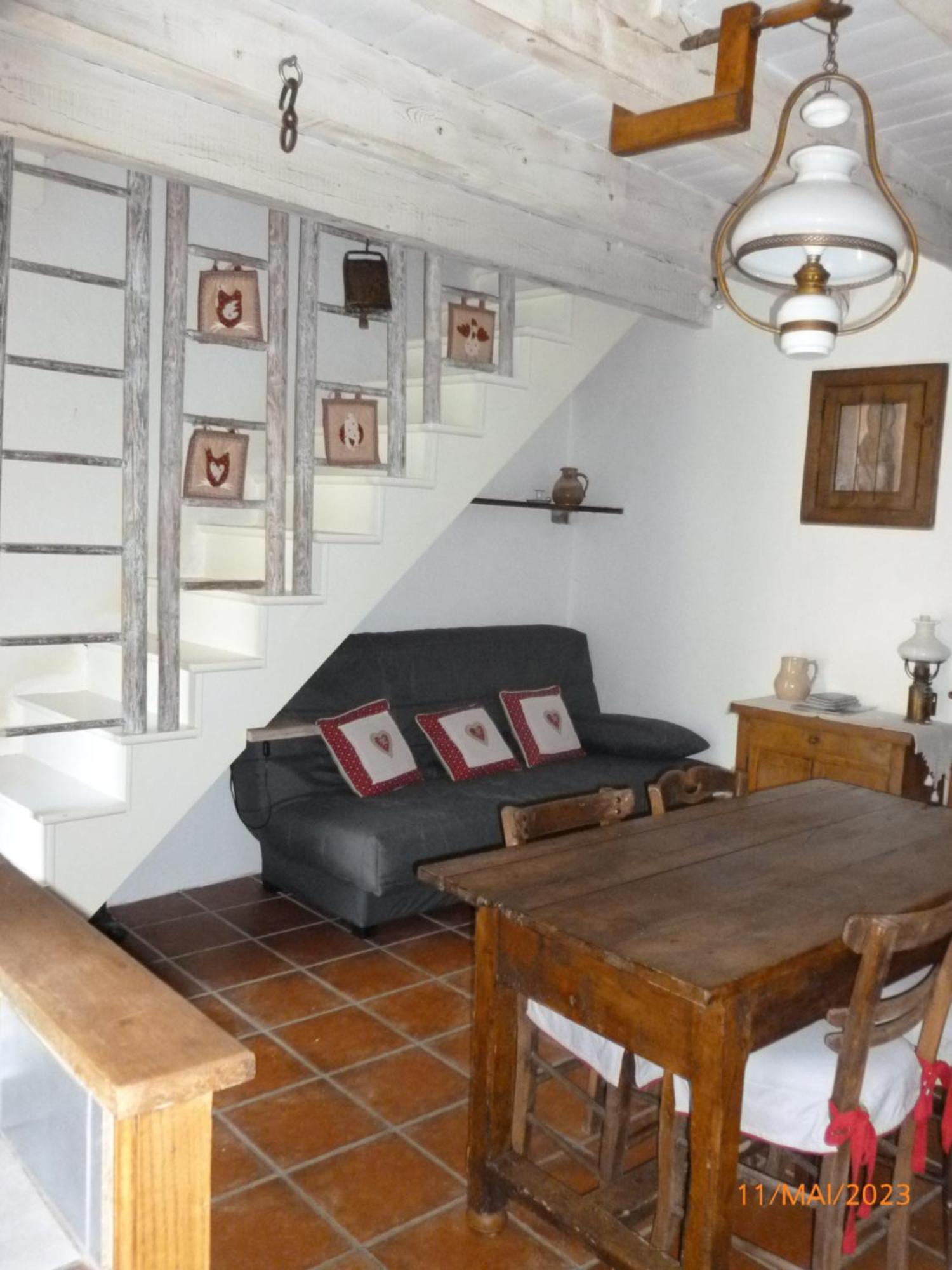 Maison De Village Saint-Paul-des-Fonts Ngoại thất bức ảnh